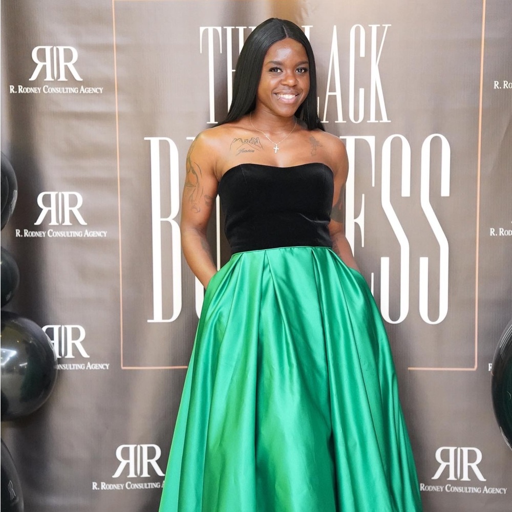 Betsy & Adams Velvet Voyage.